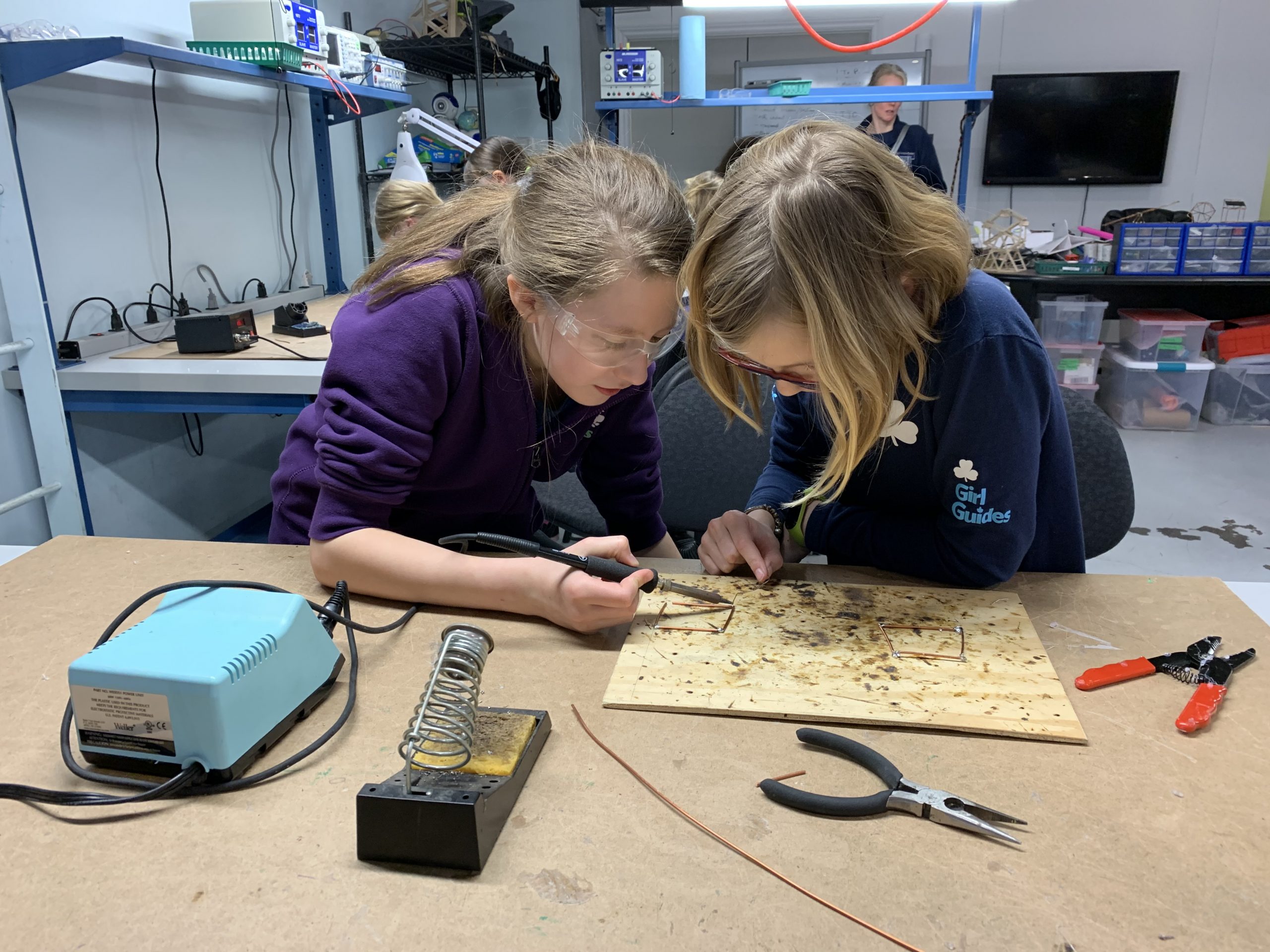 Summer Camps – Roots 2 STEM